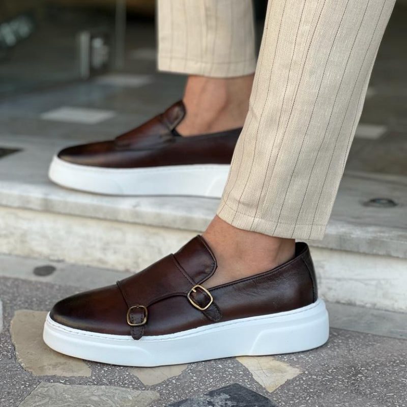 Sneaker Slip-On con Fibbie da Uomo Suola Bianca
