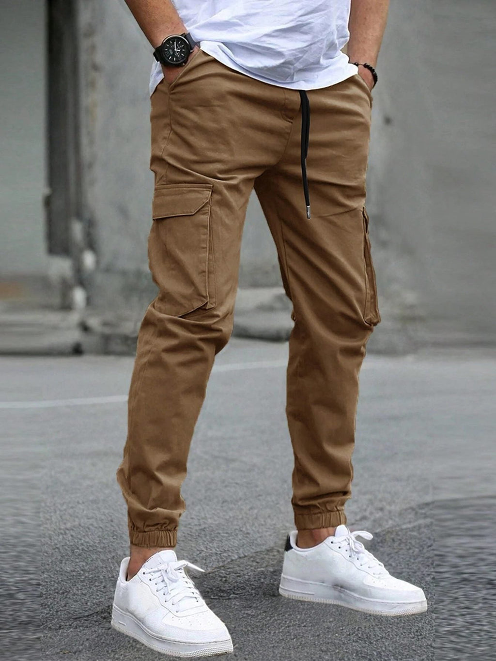Joggers Cargo da Uomo con Caviglia Affusolata — foto 5