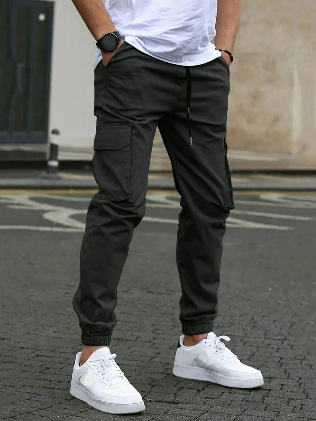 Joggers Cargo da Uomo con Caviglia Affusolata — foto 7
