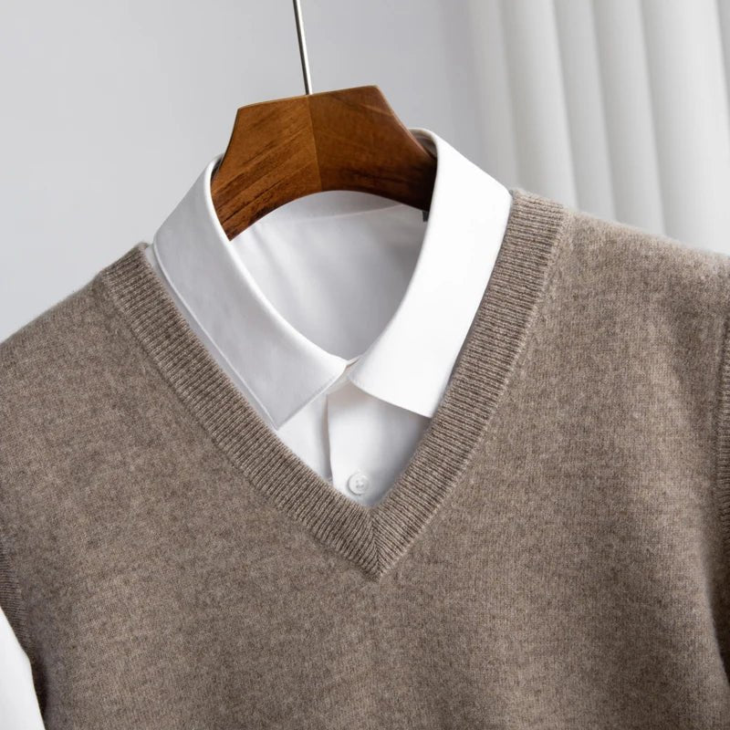 Gilet da Uomo in Maglia Leggera Scollo a V — foto 4