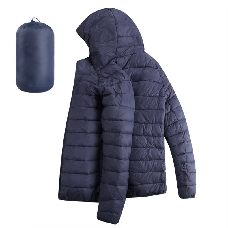 Giubbotto Leggero da Uomo con Cappuccio e Tasche Zip — foto 9