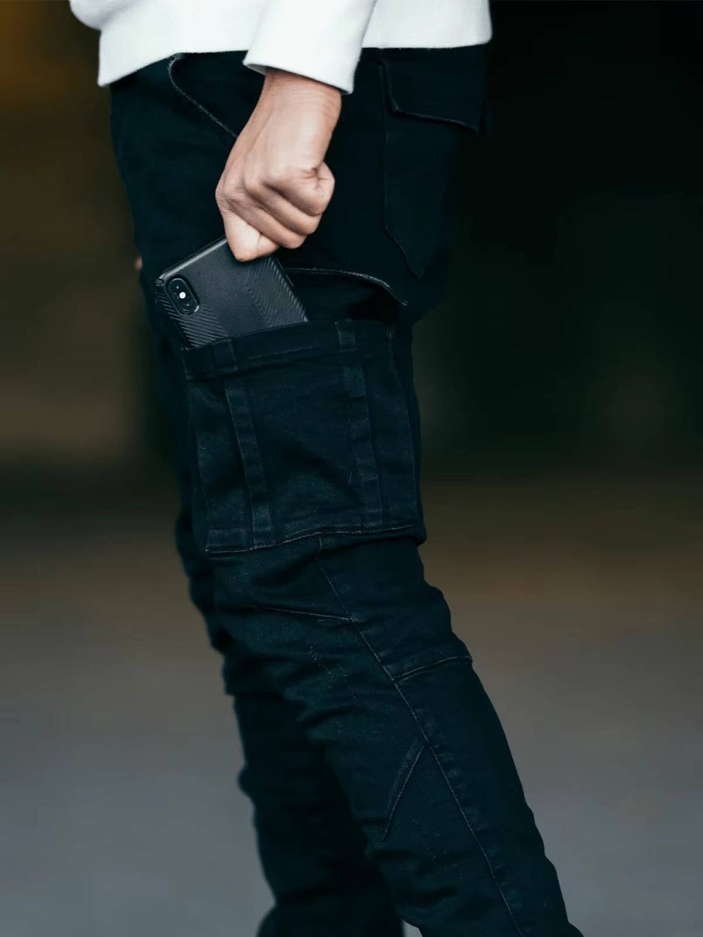 Jeans Cargo da Uomo con Gamba Affusolata — foto 5