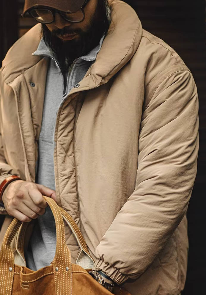 Piumino Beige da Uomo con Collo Regolabile — foto 5