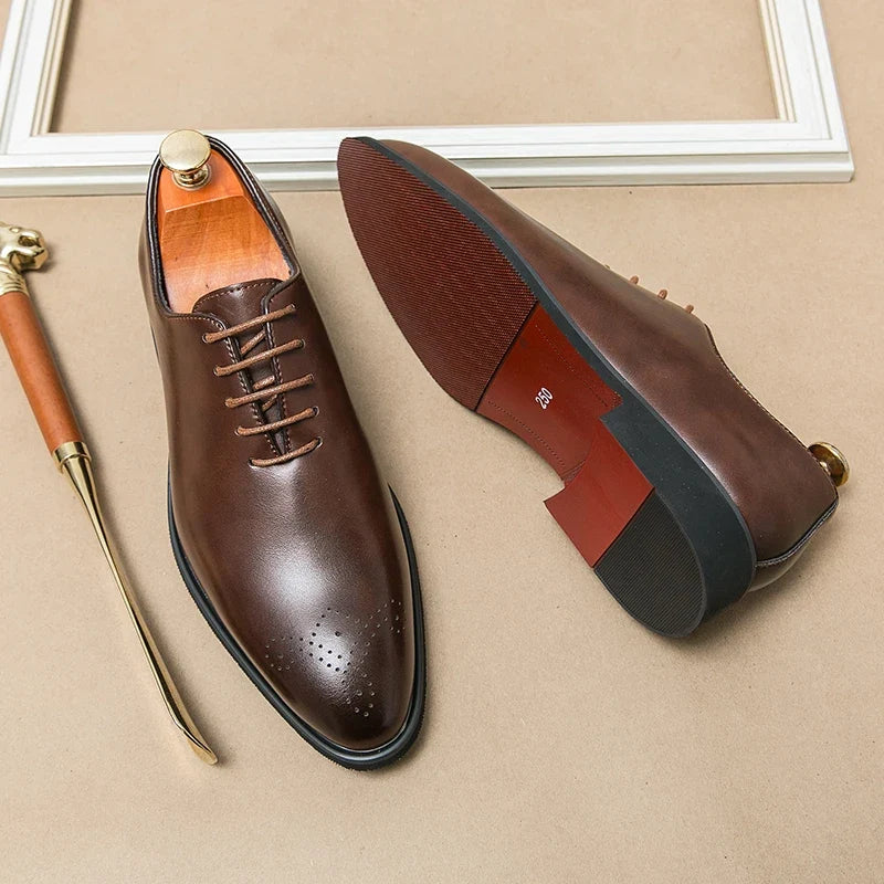 Scarpe Derby da Uomo in Pelle Silhouette Classica — foto 2