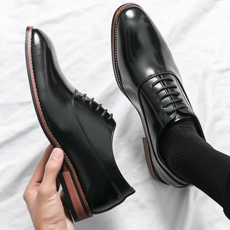 Scarpe Oxford da Uomo Eleganti con Wingtip — foto 2