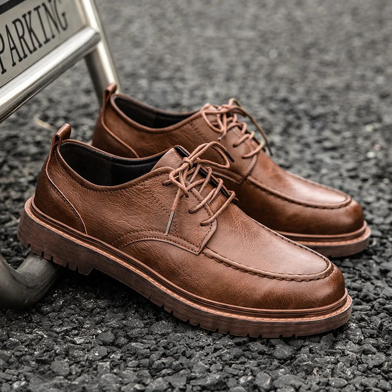 Sneaker da Uomo in Pelle con Dettagli Brogue — foto 6