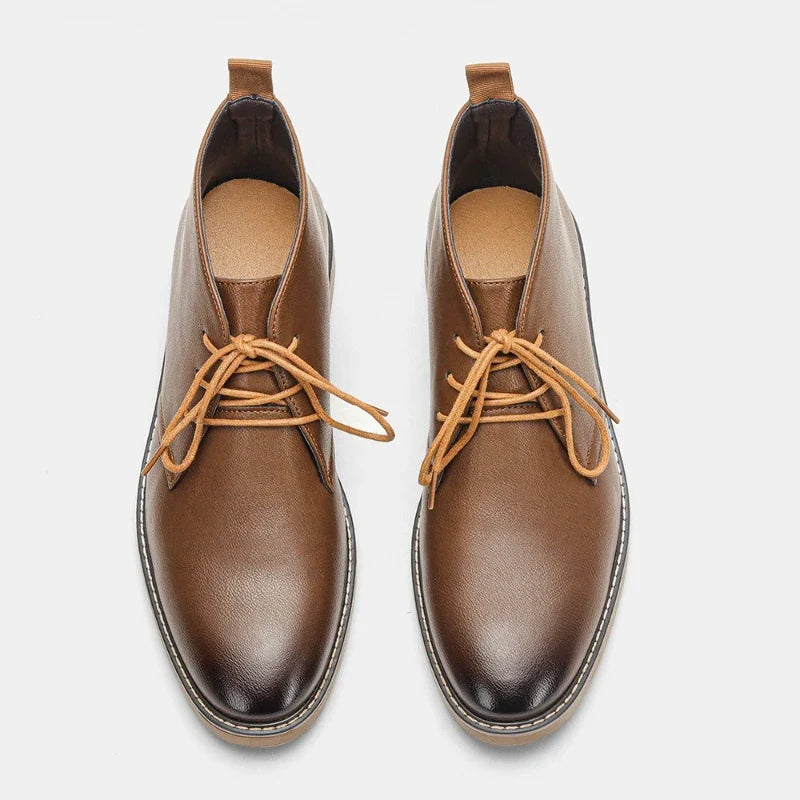 Stivaletti Chukka da Uomo in Pelle Classici — foto 5