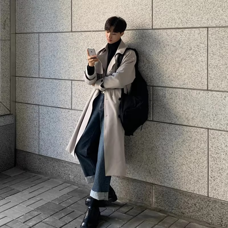 Trench Lungo da Uomo Monopetto con Tasche Laterali — foto 3